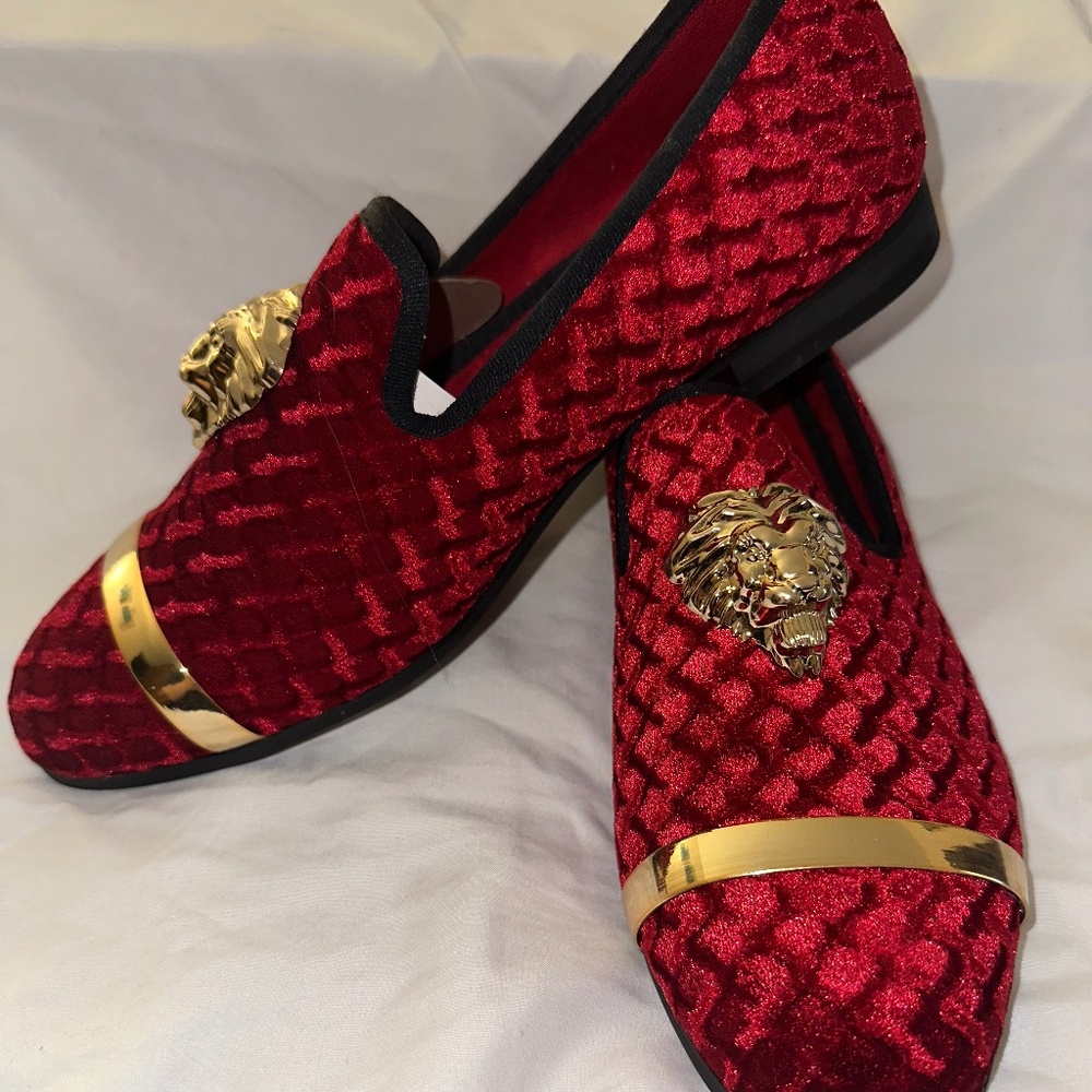 Meijiana Men’s Red Loafer Dress Shoes Size 9